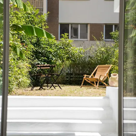 Charming Parisian With Garden View