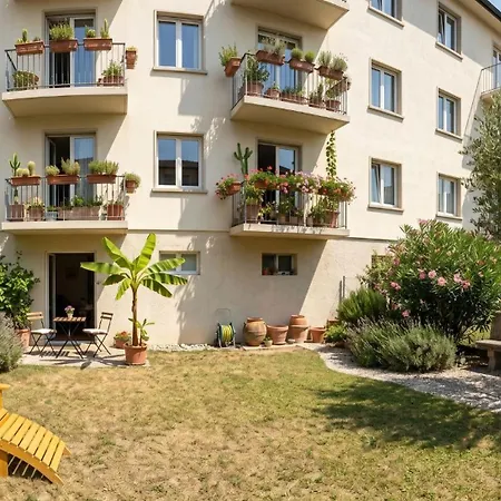 Apartment Charming Parisian With Garden View Paris