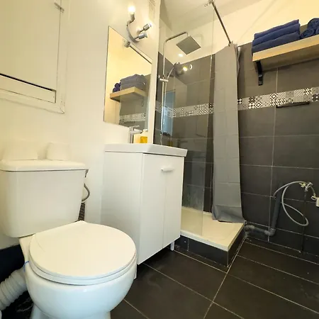 Apartamento Charming Parisian With Garden View París